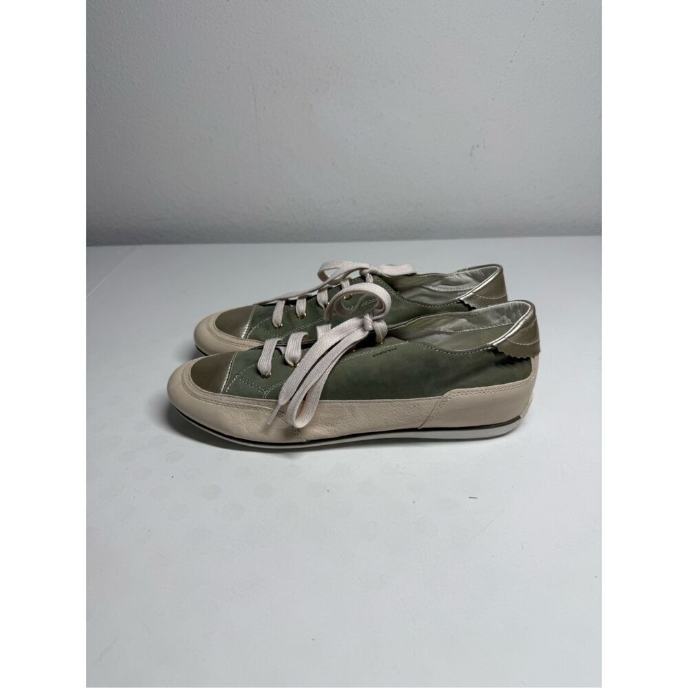 Rare Geox Leather Women’s Sneakers White Green Silver Size 10,5